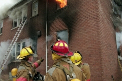 Neighbors evacuate as a multiple unit burns; 2000.