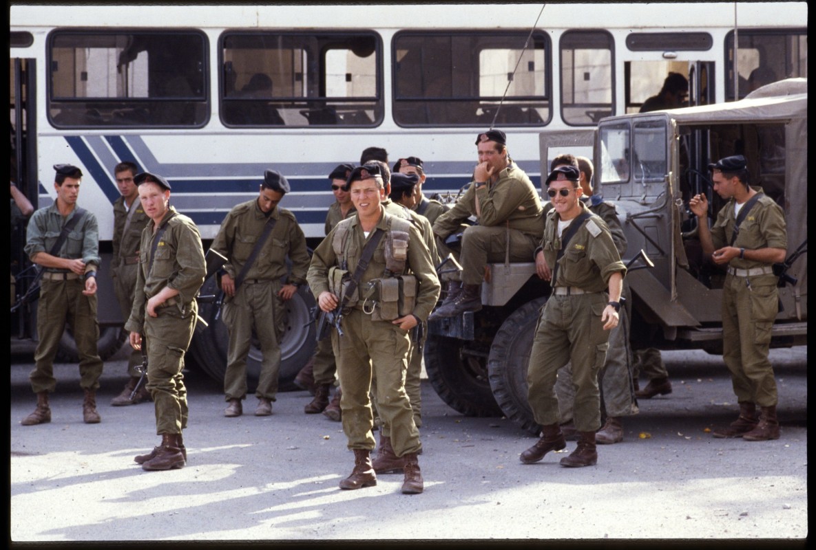 Palestine1989Proj-019-scaled