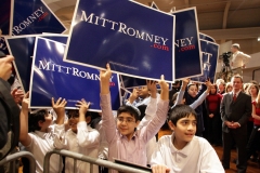 1_1_MittRomneyTHF068a