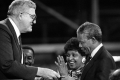 Mandela1990Rouge032